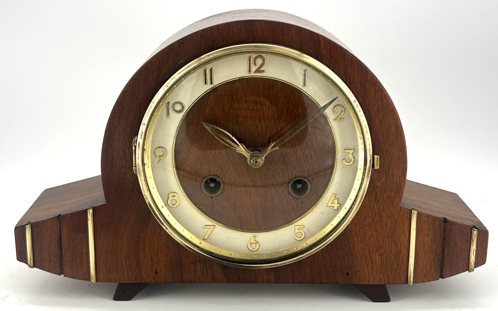 Stylish Retro Art Deco Mantle Clock ca.1950 (1 of 8) Stylish Retro Art Deco Mantle Clock ca.1950 (1 of 8)