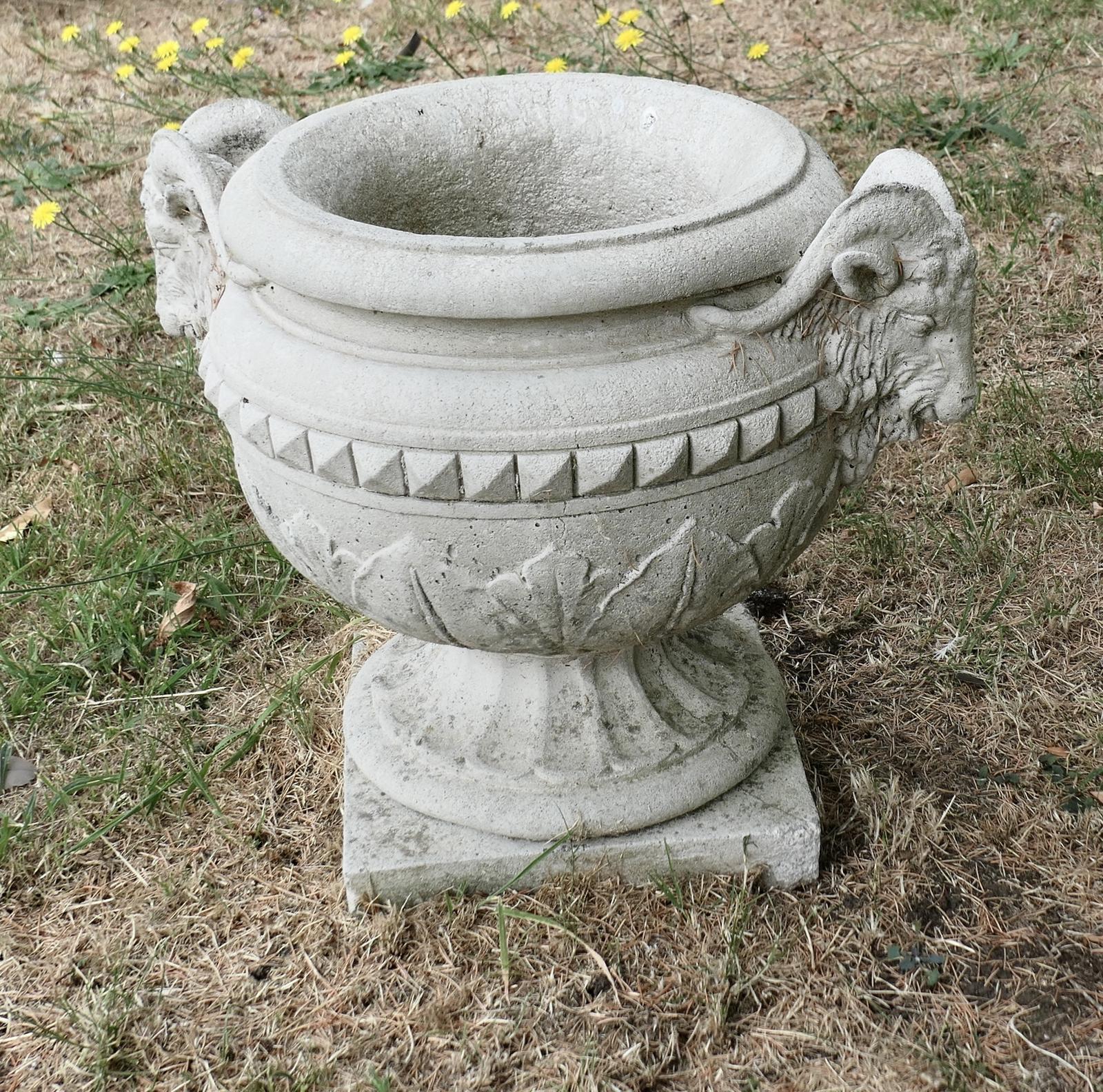 Ram’s Head Planter Superb Weathered Garden Urn (1 of 6) Ram’s Head Planter Superb Weathered Garden Urn (1 of 6)