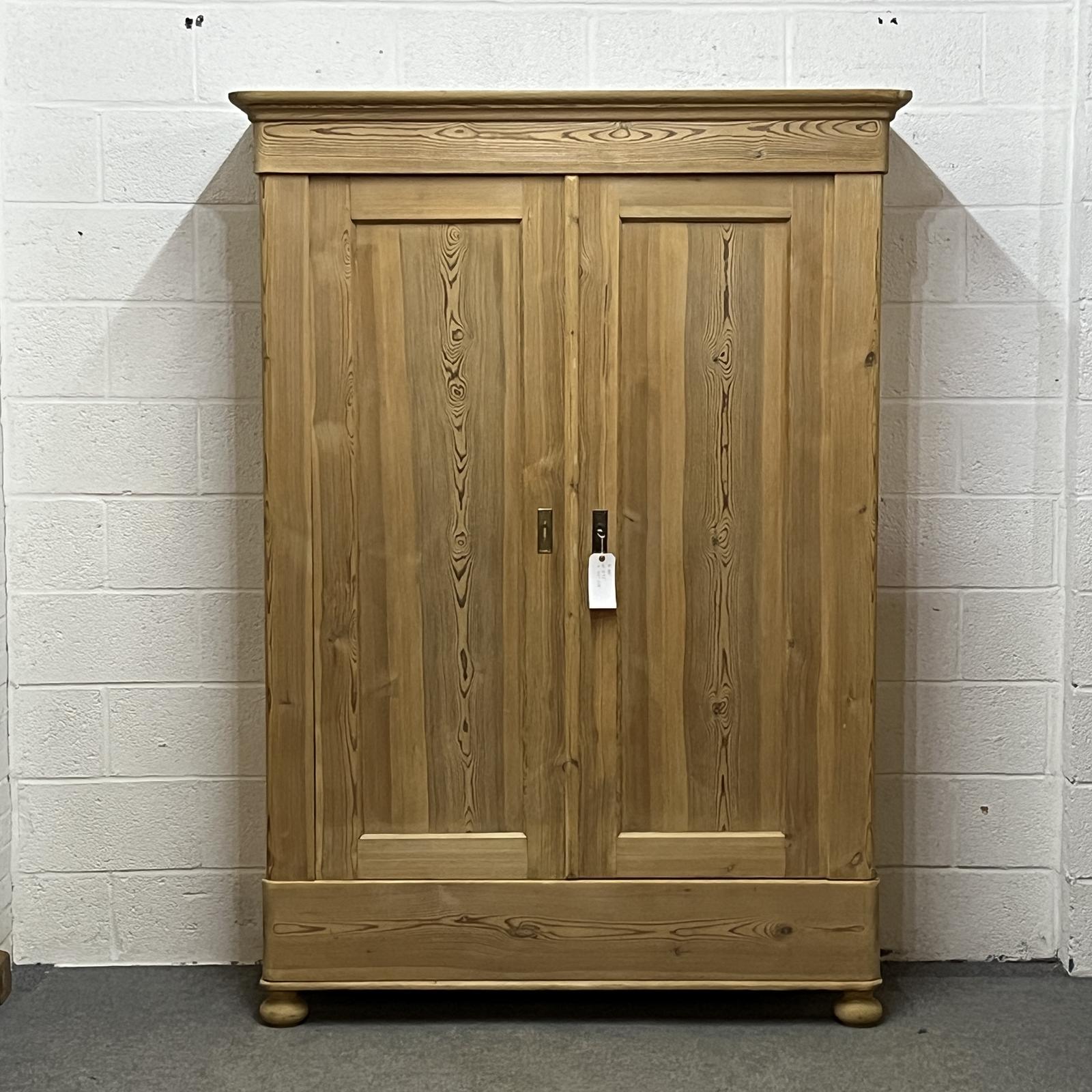 Antique Pine Double Wardrobe (dismantles) (1 of 8) Antique Pine Double Wardrobe (dismantles) (1 of 8)