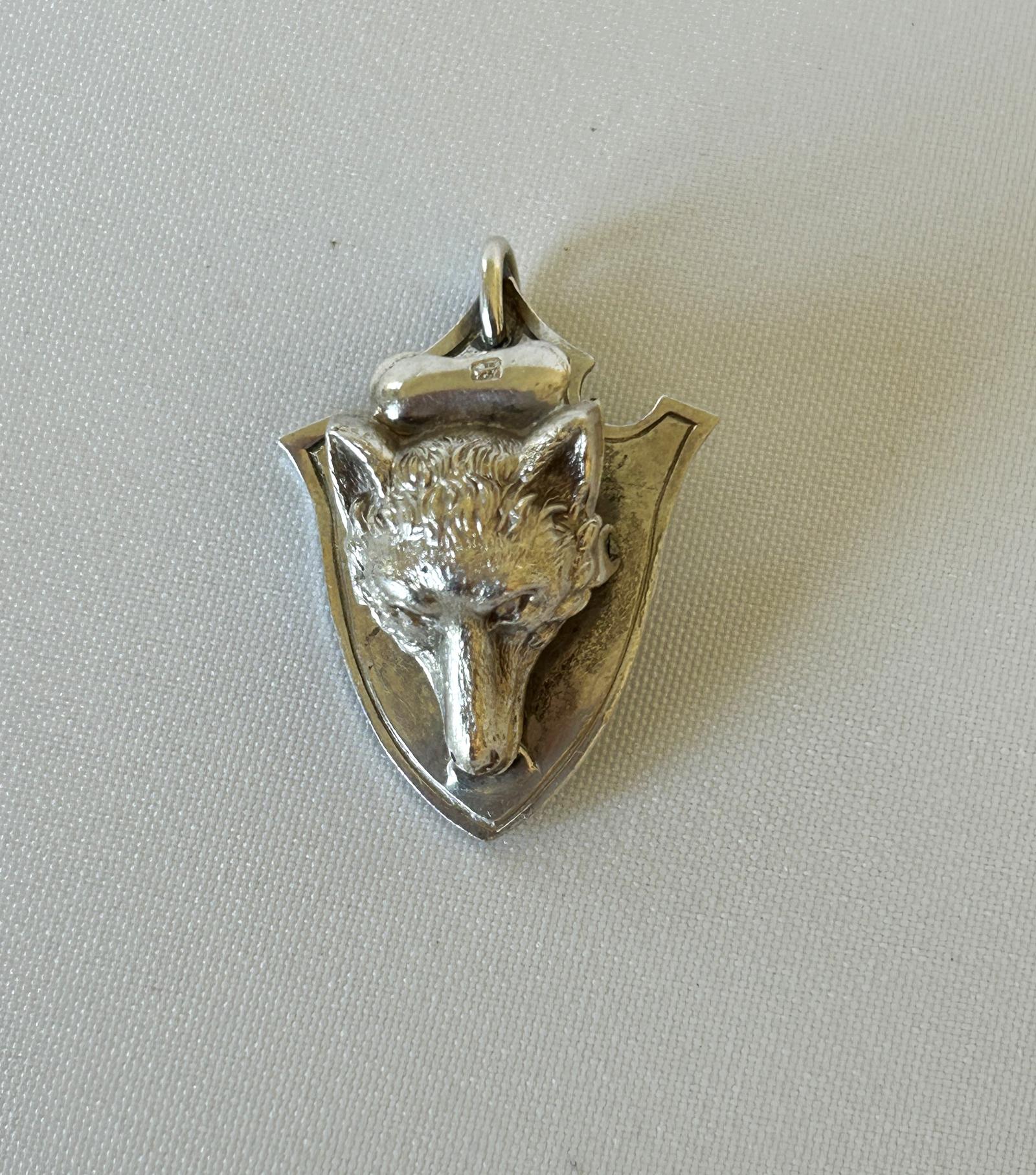 Most Unusual Edwardian Silver Fox Napkin Clip (1 of 6)