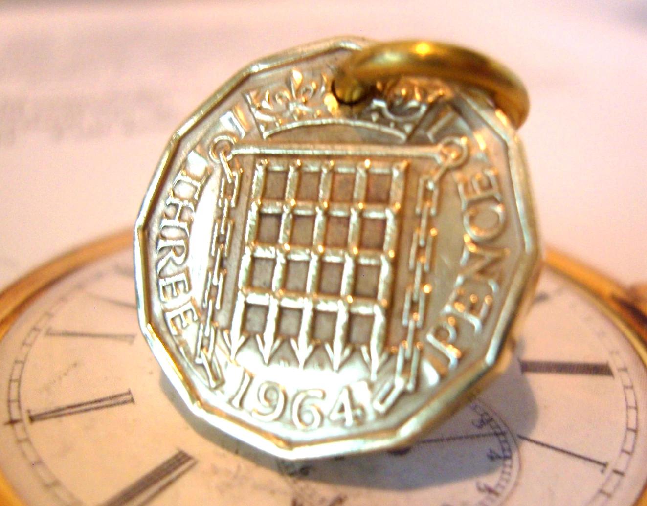 1964 Pocket Watch Coin Fob Vintage Lucky Thrupenny Bit Old English 3d (1 of 7)