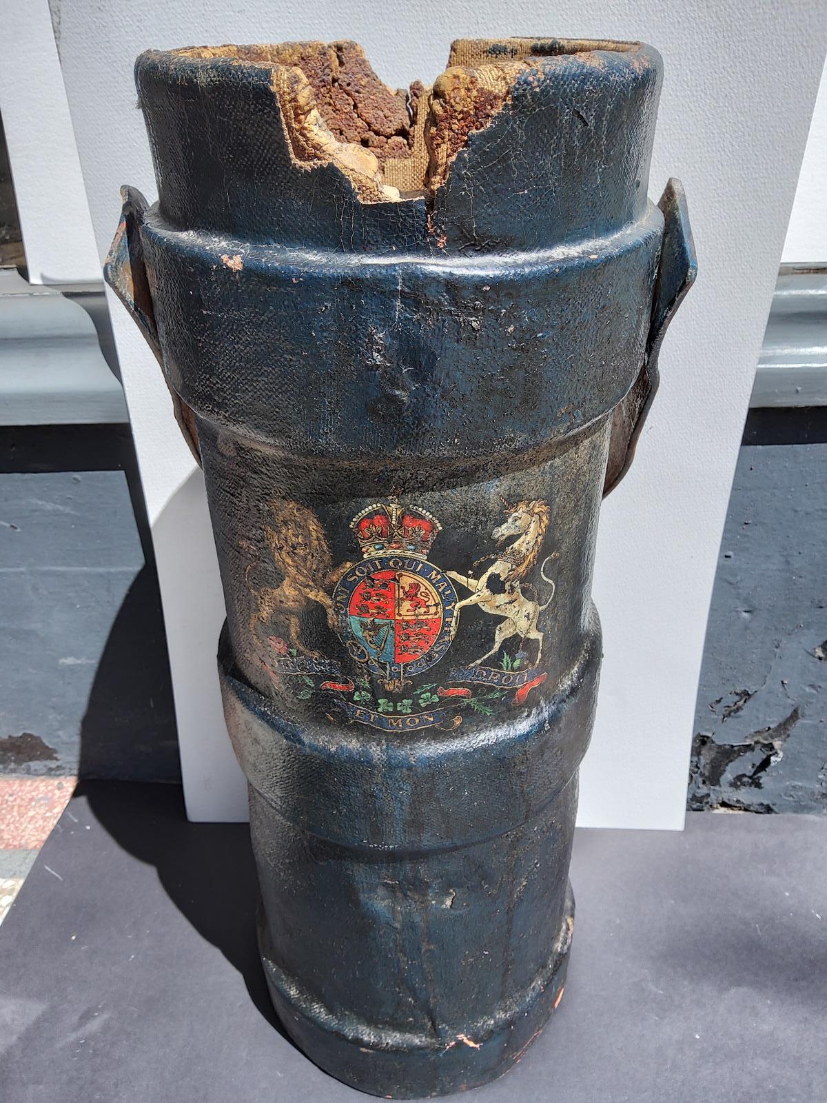 WW1 Royal Navy Issue Cordite Carrier or Shell Holder (1 of 8)