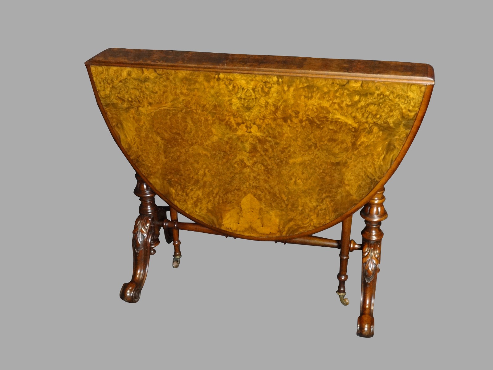 Very Good Victorian Burr Walnut Sutherland Table (1 of 1) Very Good Victorian Burr Walnut Sutherland Table (1 of 1)