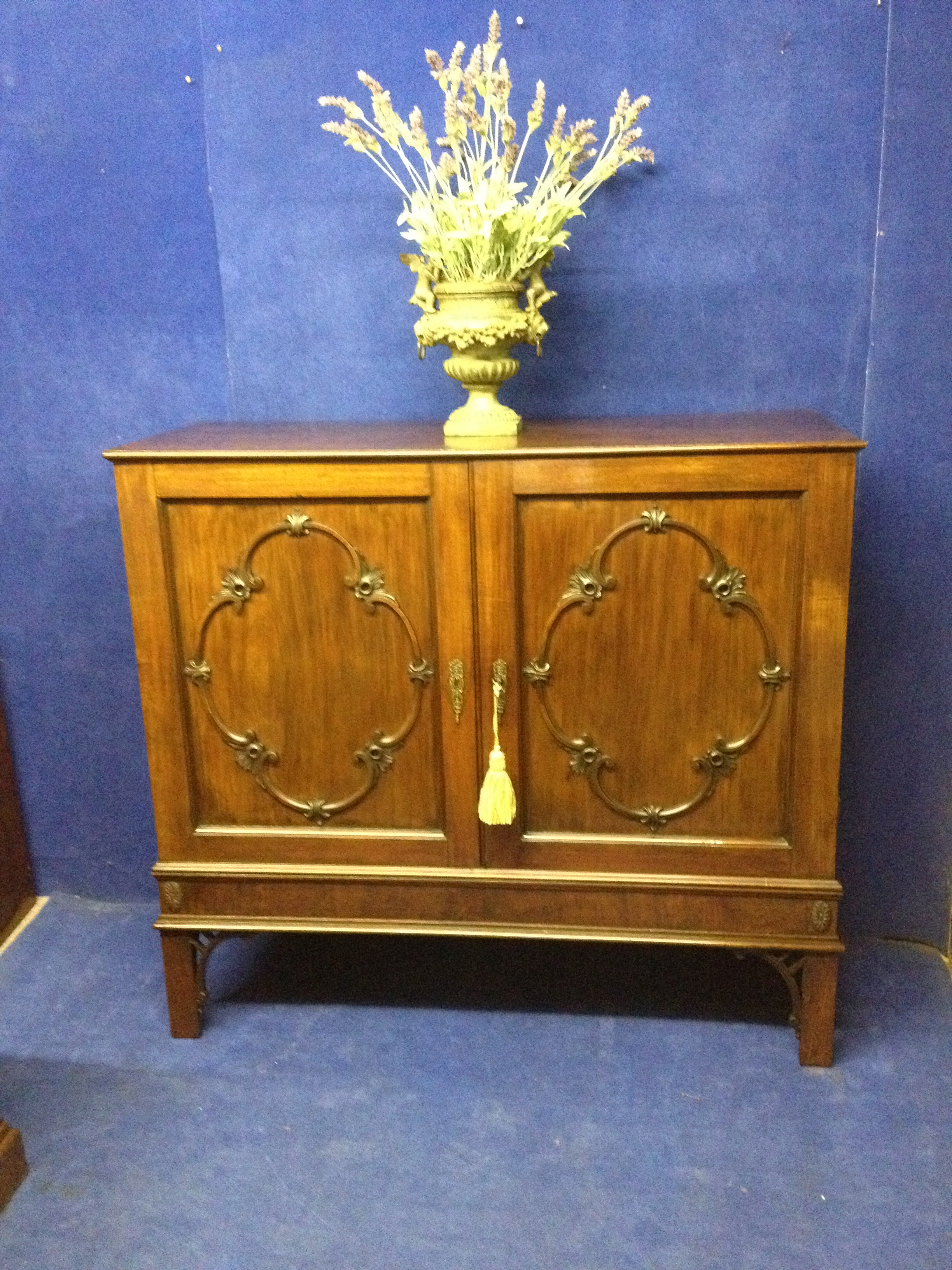 Stunning Georgian Mahogany Low Press Cupboard (1 of 1)