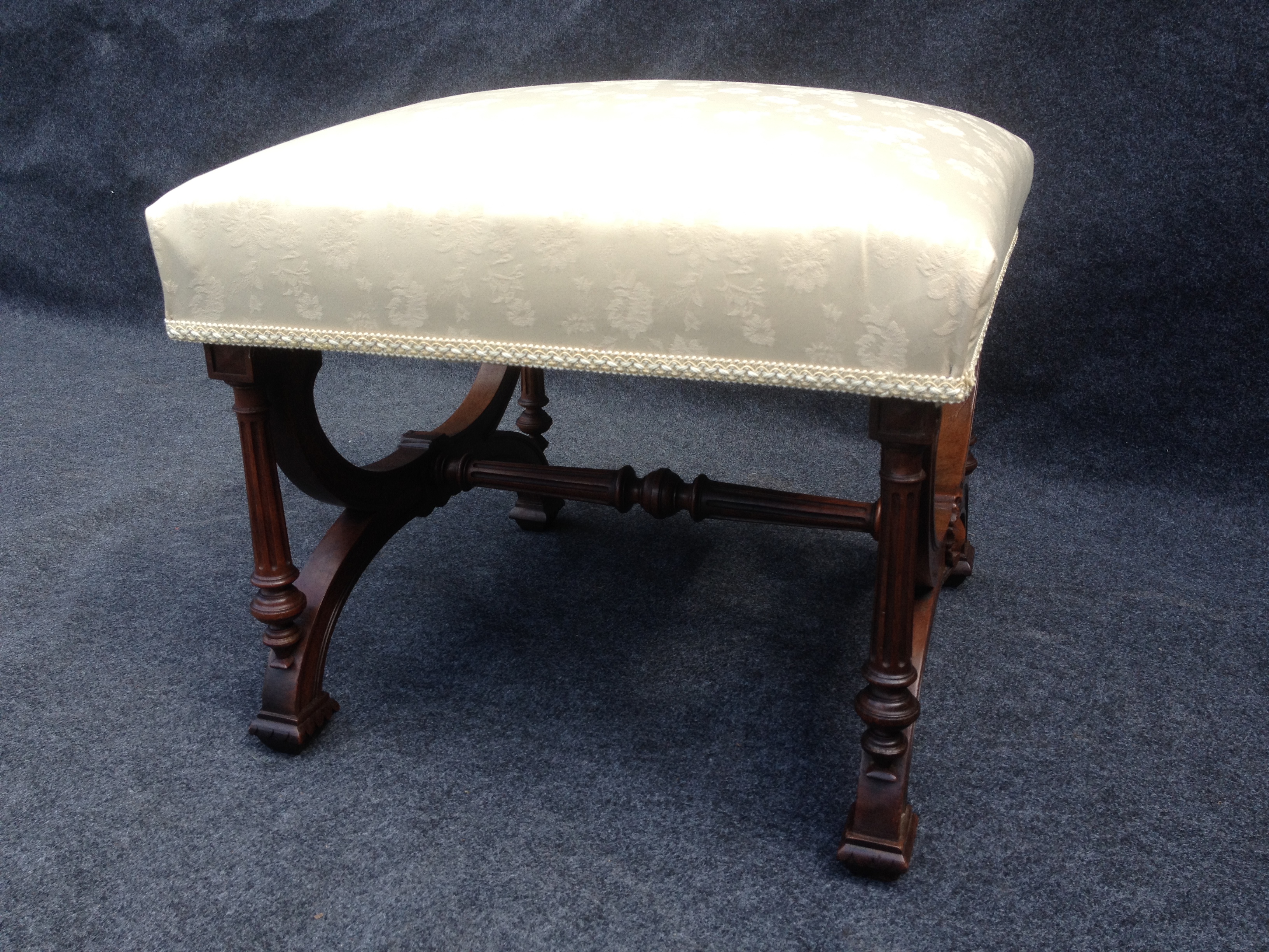 Good French Mahogany Stool (1 of 1)