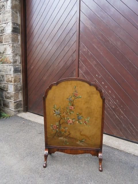 Fire Screen - Walnut Japanned Chinoiserie c.1920 (1 of 1)