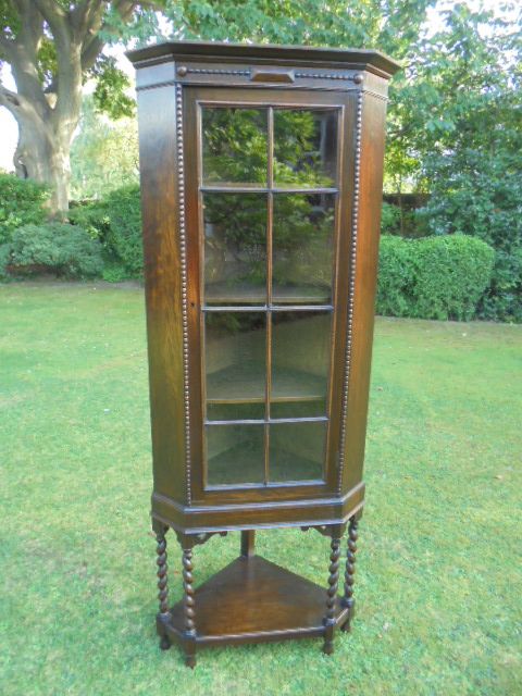 Edwardian Oak Barley Twist Glazed Corner Cabinet / Bookcase (1 of 1) Edwardian Oak Barley Twist Glazed Corner Cabinet / Bookcase (1 of 1)