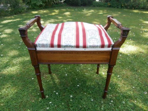 Antique Inlaid Mahogany Piano Stool Music Stool (1 of 1)