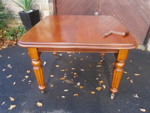 Mahogany Dining Table Kitchen Table Extending Table (1 of 1)