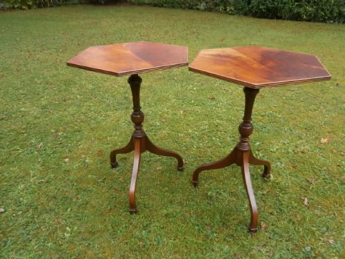 Pair of Mahogany Wine Tables / Lamp Tables c.1920 (1 of 1)