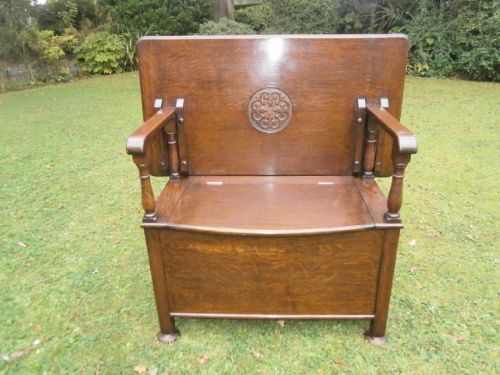 Small Oak Monks Bench Hall Seat Settle c.1920 (1 of 1)