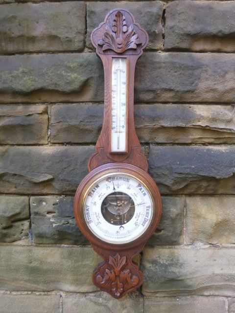 Antique Carved Oak Aneroid Barometer c.1910 (1 of 1) Antique Carved Oak Aneroid Barometer c.1910 (1 of 1)