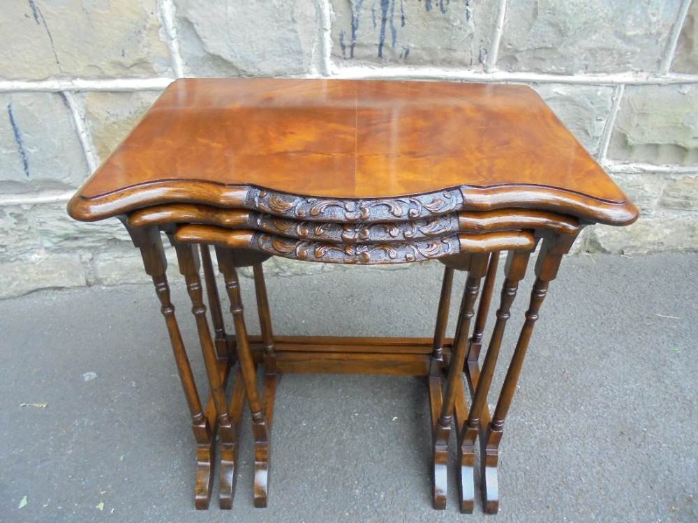 Walnut Nest 3 Tables c.1920 (1 of 1) Walnut Nest 3 Tables c.1920 (1 of 1)