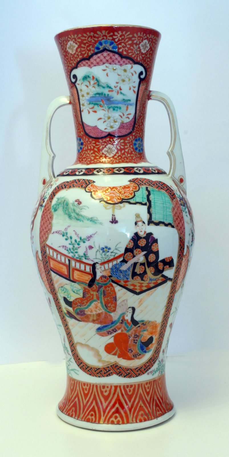 Stunning Antique Japanese Hand Painted Porcelain Kutani Vase (1 of 1)