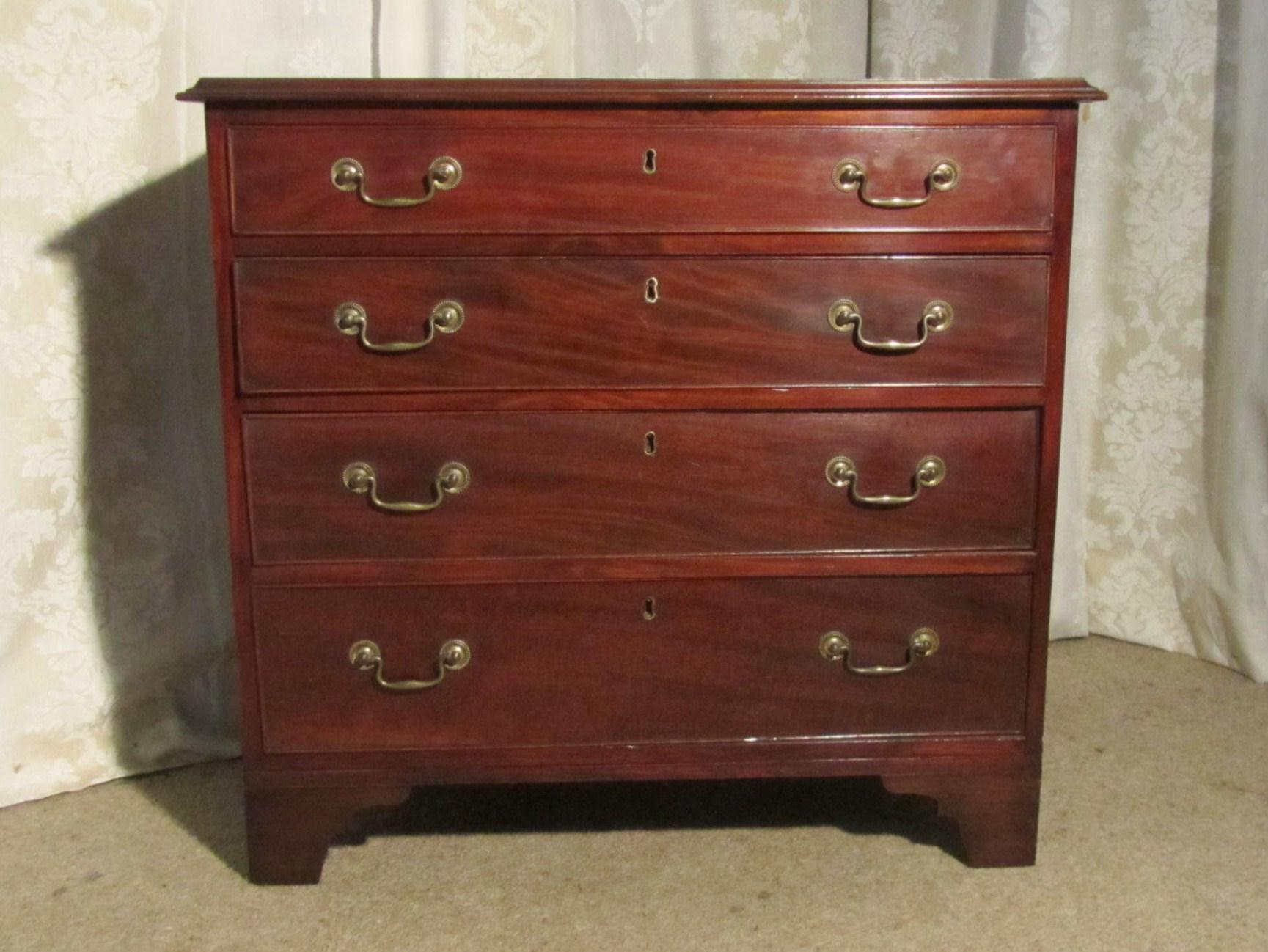 A Small Georgian Flame Mahogany Chest of Drawers (1 of 1)