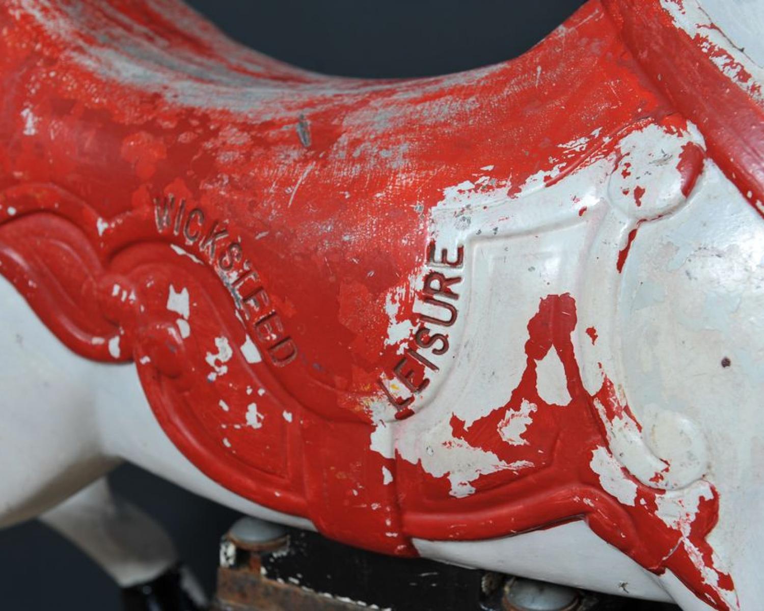 Rocking animal for a kindergarten (1 of 10)