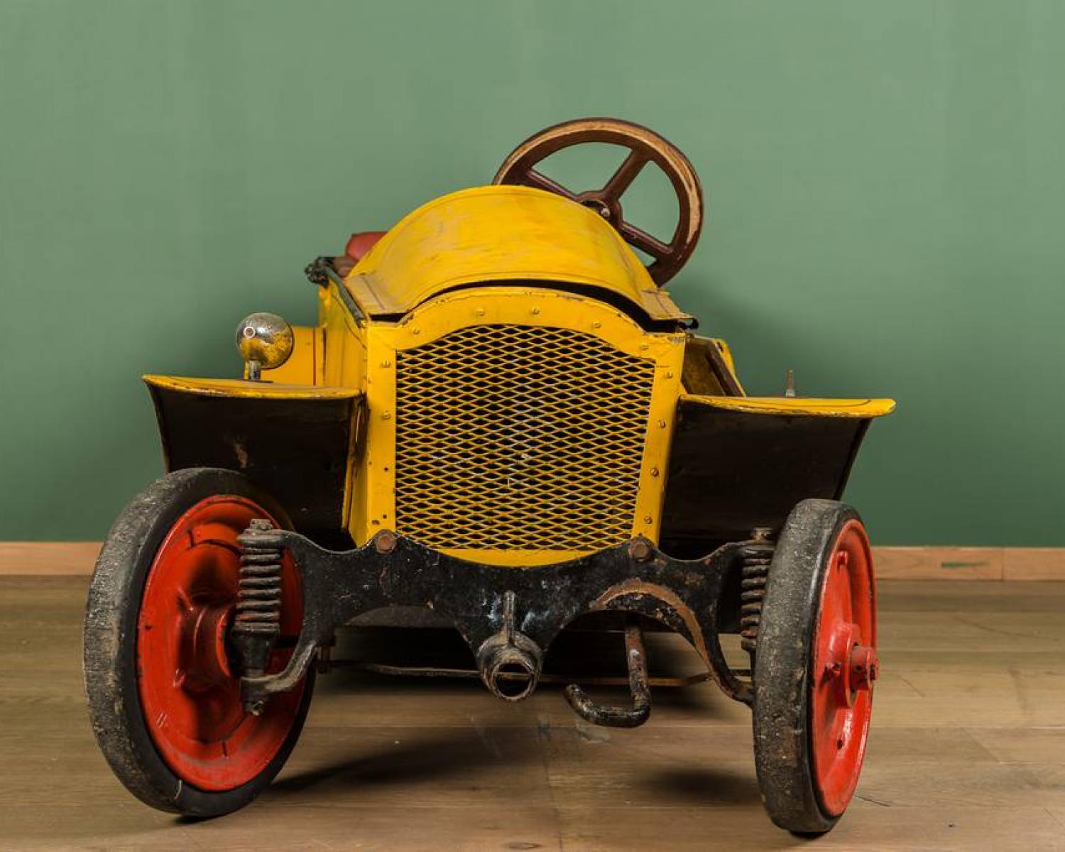 Car child manege London 1925 (1 of 4)