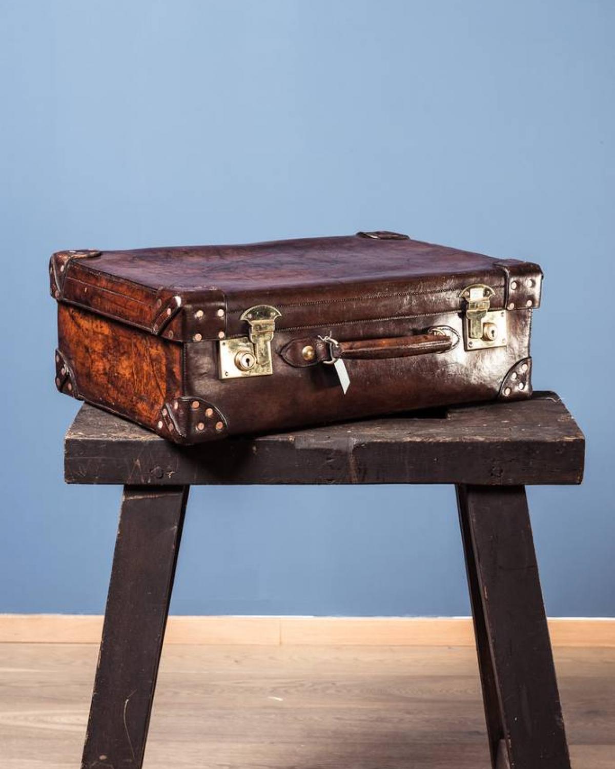 Leather suitcase W.E.H. (1 of 1)