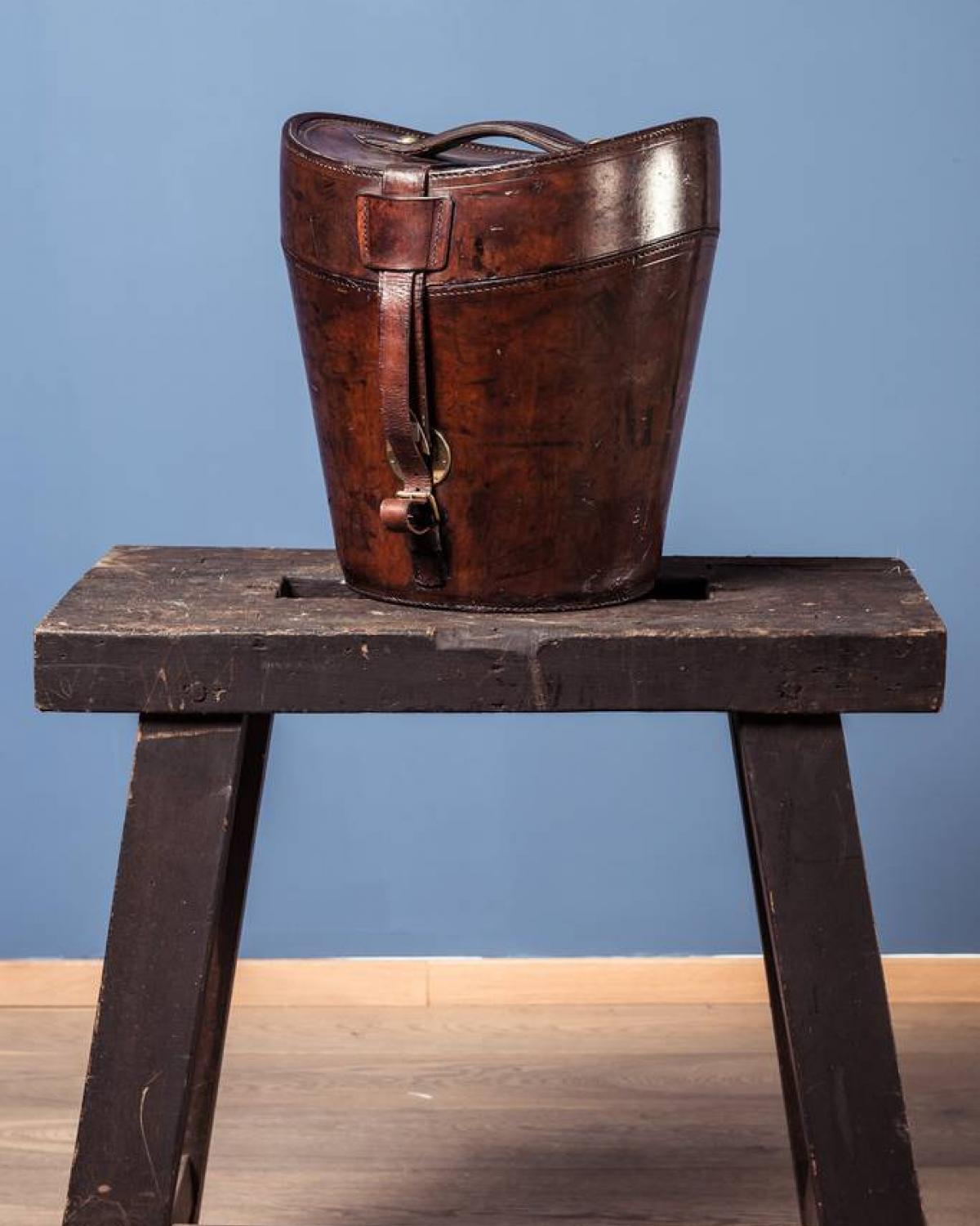 Hat box W.G. Adams (1 of 1)