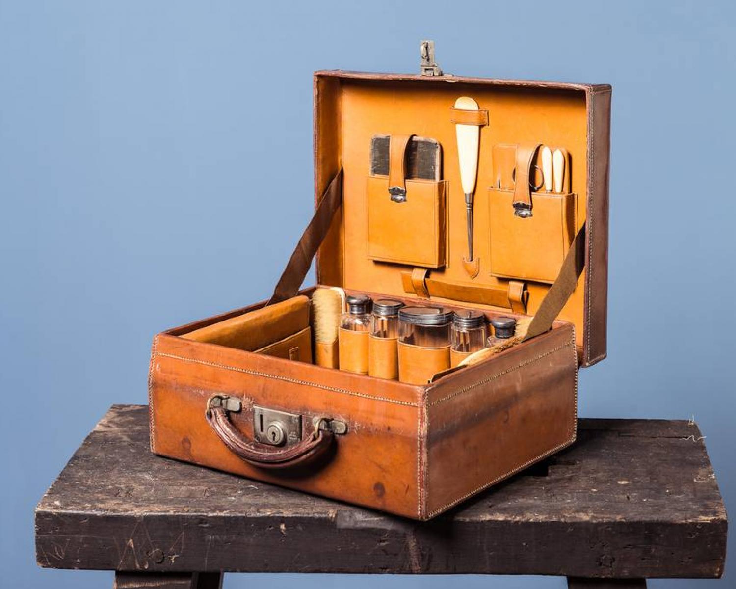 Suitcase for travel toilet (1 of 1)