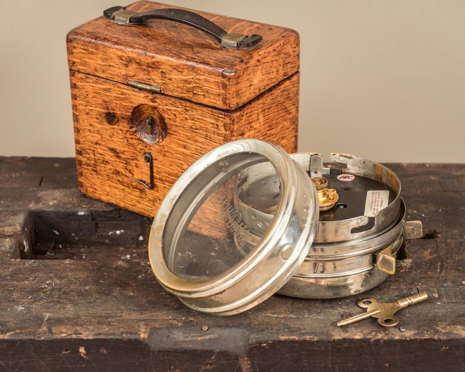 Chronometer for a pigeon racing (1 of 1)