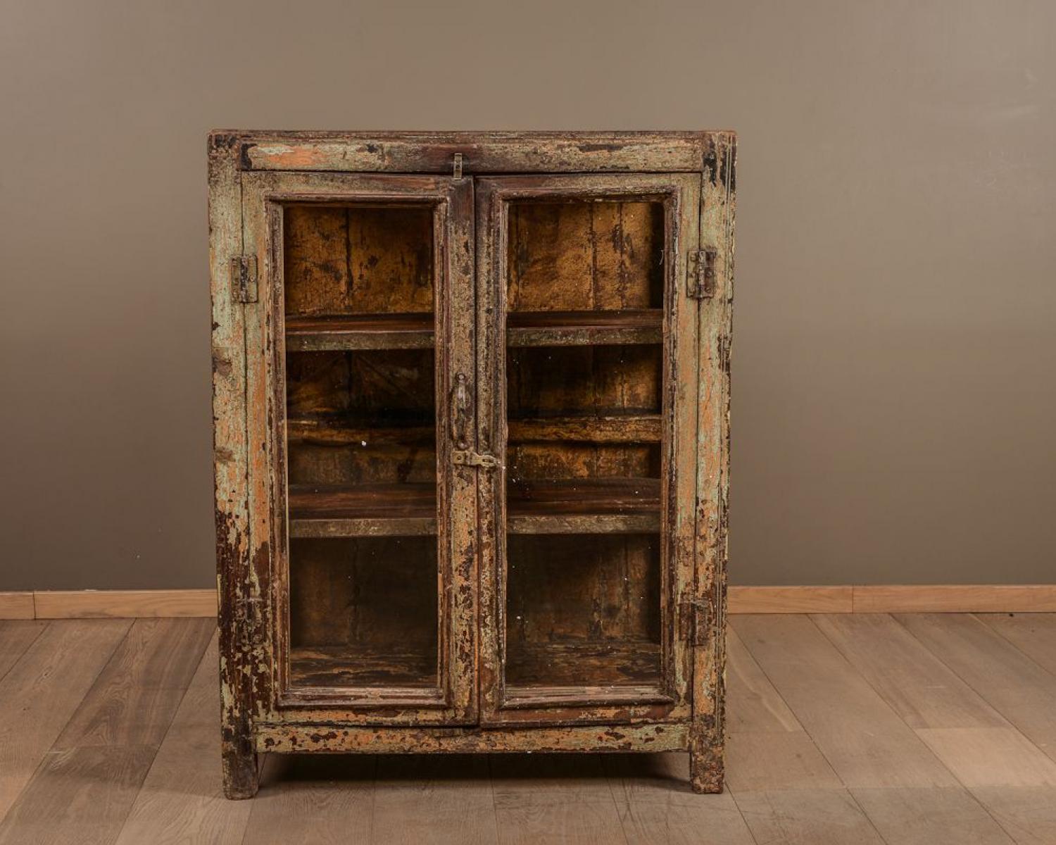 Small display cabinet C. 1940 (1 of 1)