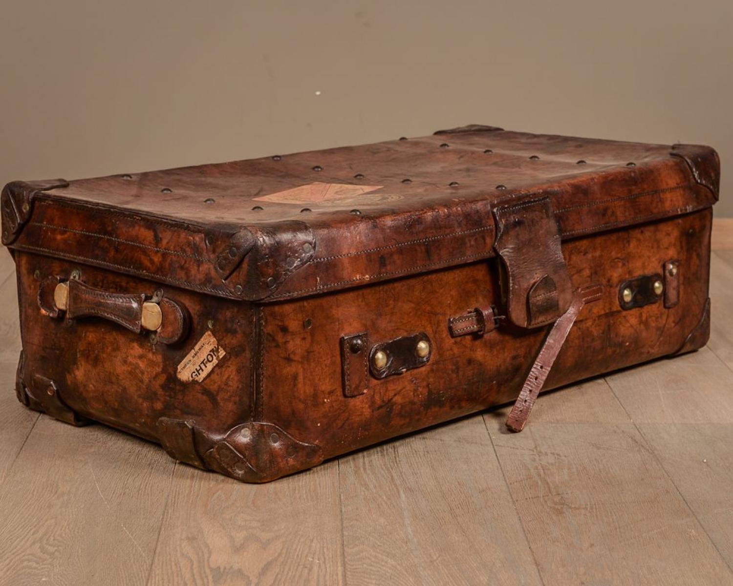 Trunk called portmanteau with travel labels (1 of 1)