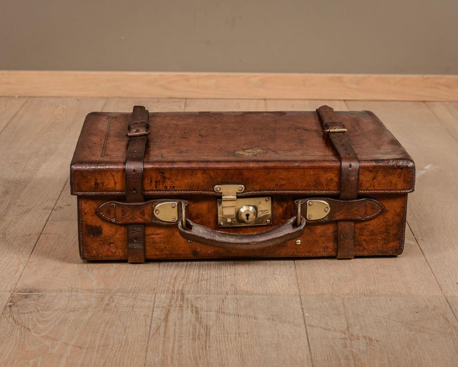 Cartridge case A.G. Francis (1 of 1)