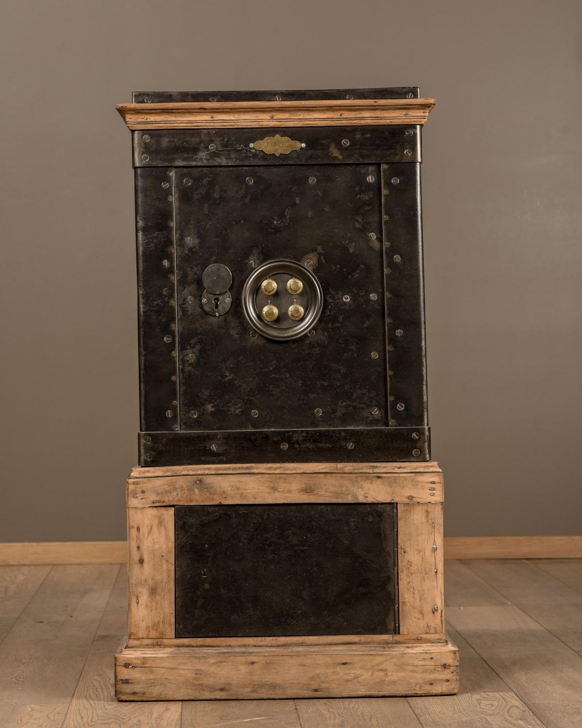 Safe Haffner (1 of 1)