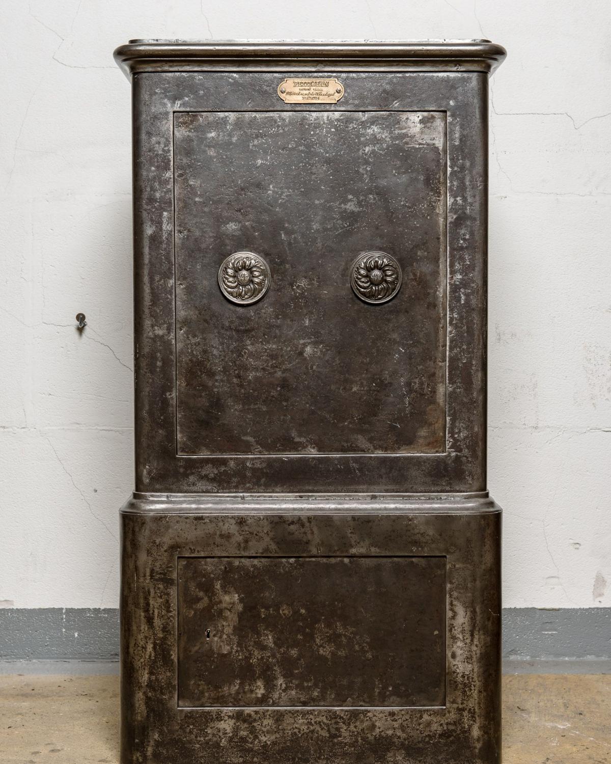 Safe Petitjean (1 of 1)