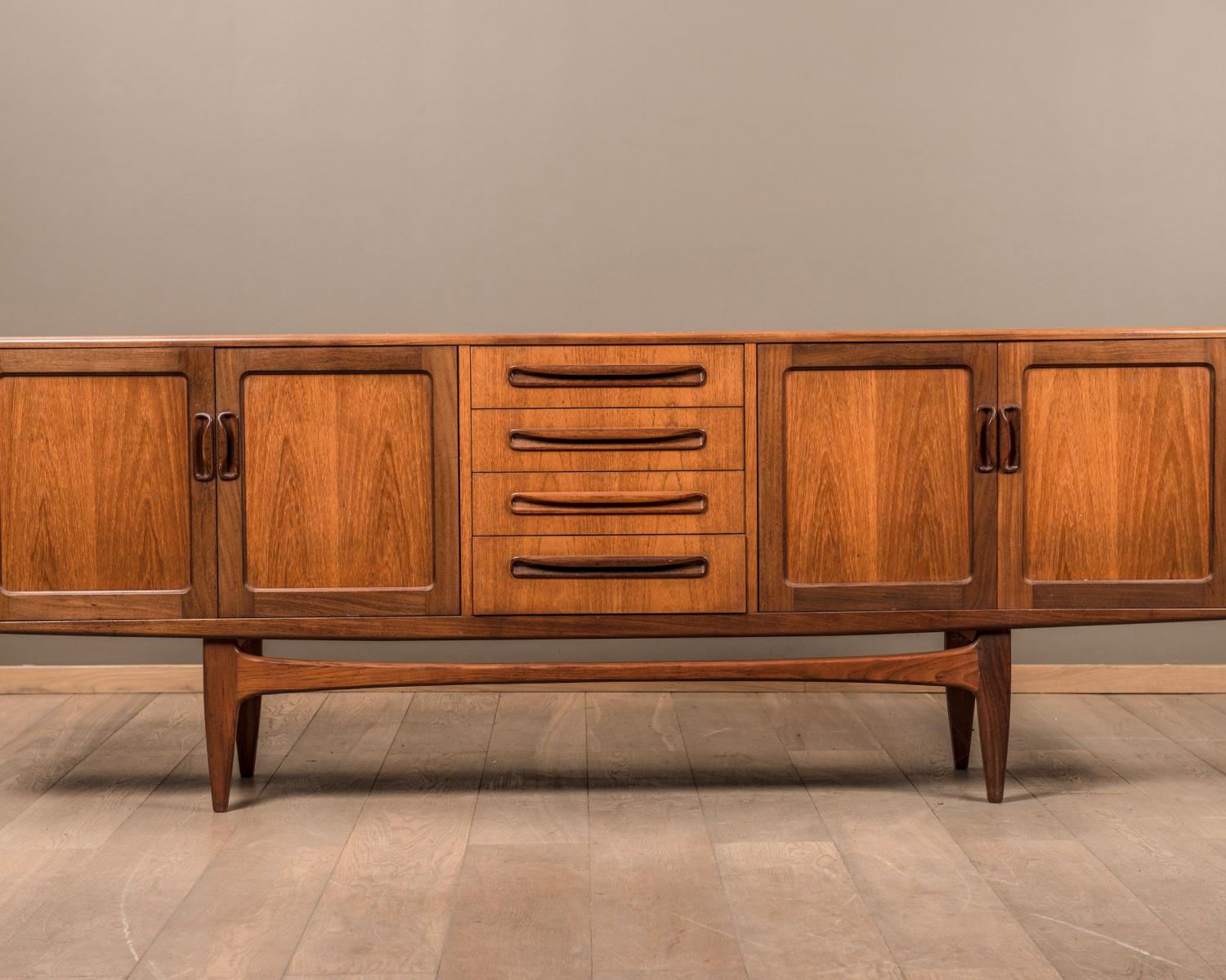 Gplan teak sideboard of the 60's (1 of 1)