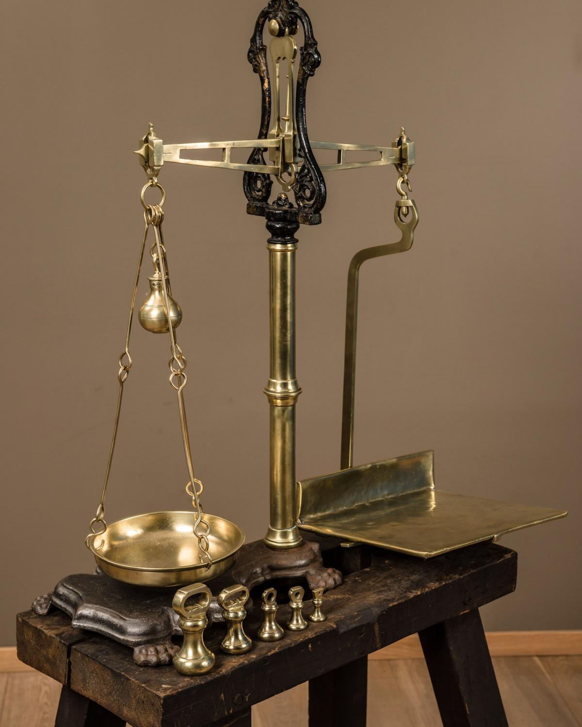 Superb apothicary scale XIXth (1 of 1)