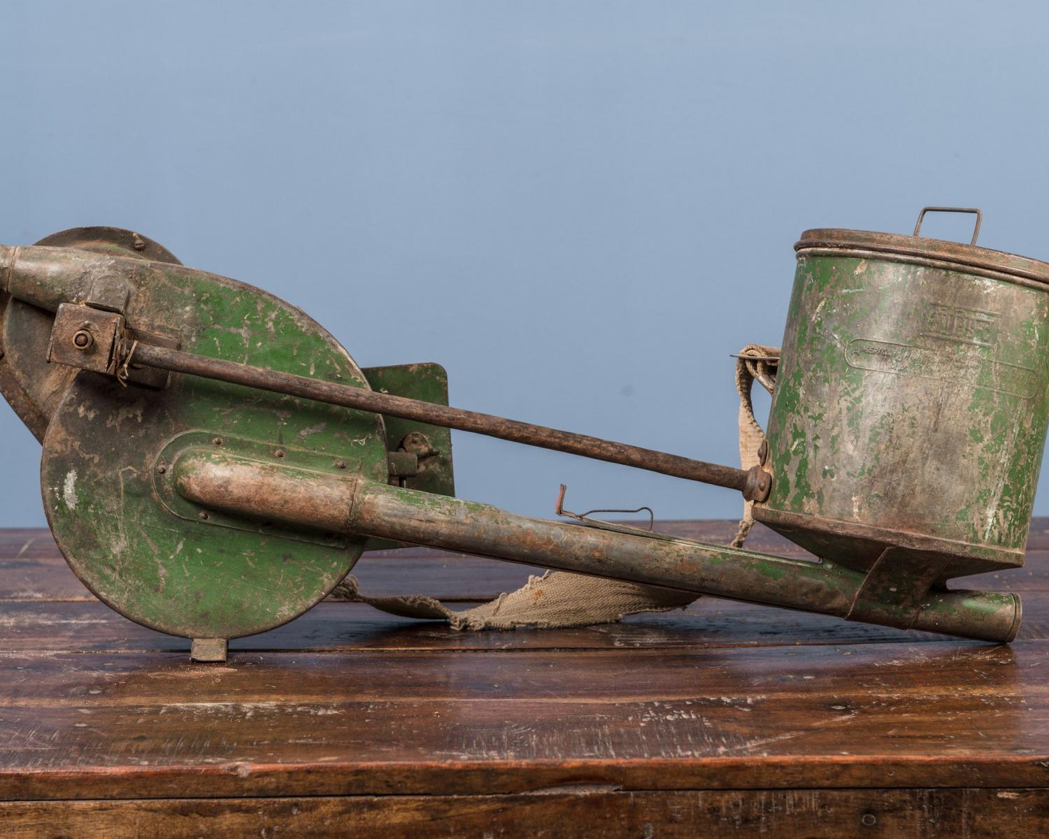 Garden sprayer (1 of 1)