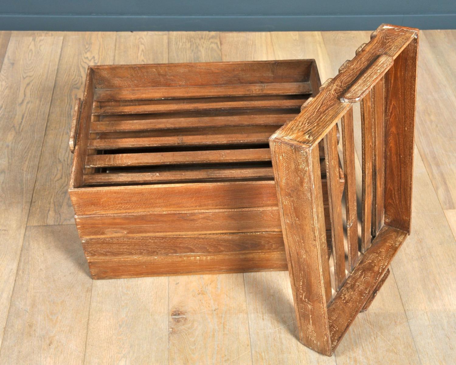 Crates with horizontal slats (1 of 1)