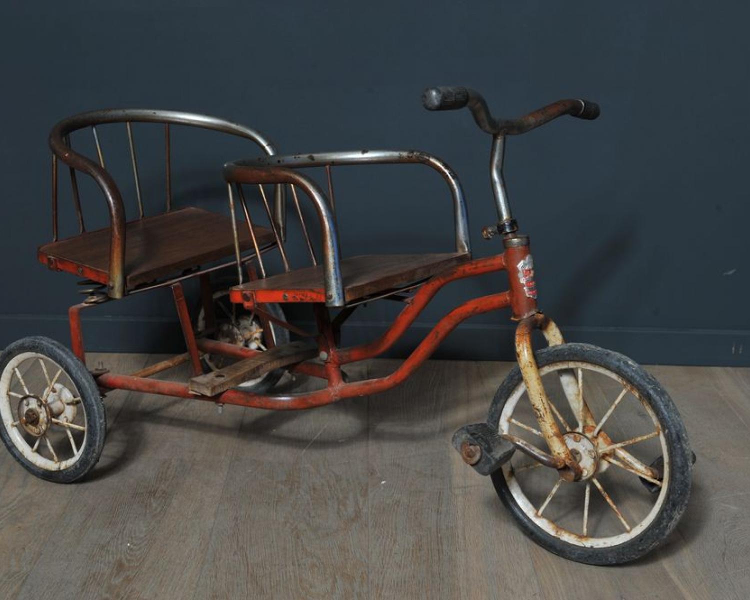 Tricycle for two (1 of 5)