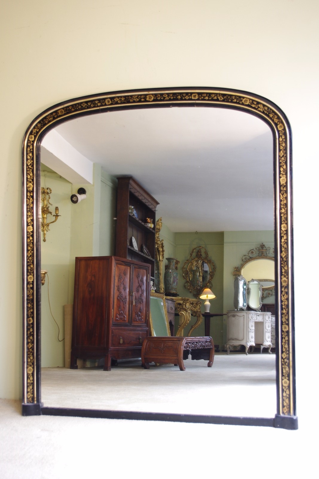 undefined - main image