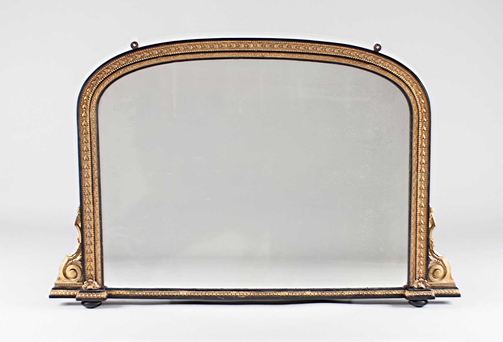 19th Century English Victorian Gilt & Ebonised Arch Top Overmantle Mirror (1 of 6) 19th Century English Victorian Gilt & Ebonised Arch Top Overmantle Mirror (1 of 6)