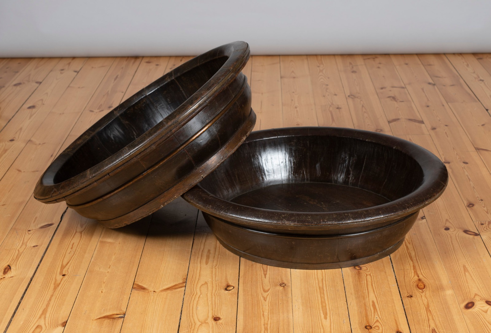 Two Large 19th Century English Sycamore Wood Brass Bound Dairy Bowls (1 of 5)