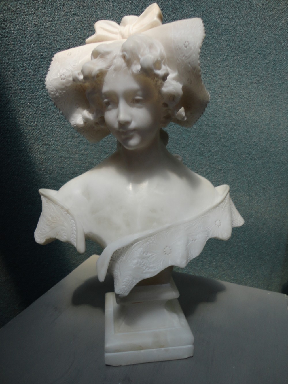 Italian Carved Alabaster Female Bust (1 of 1)