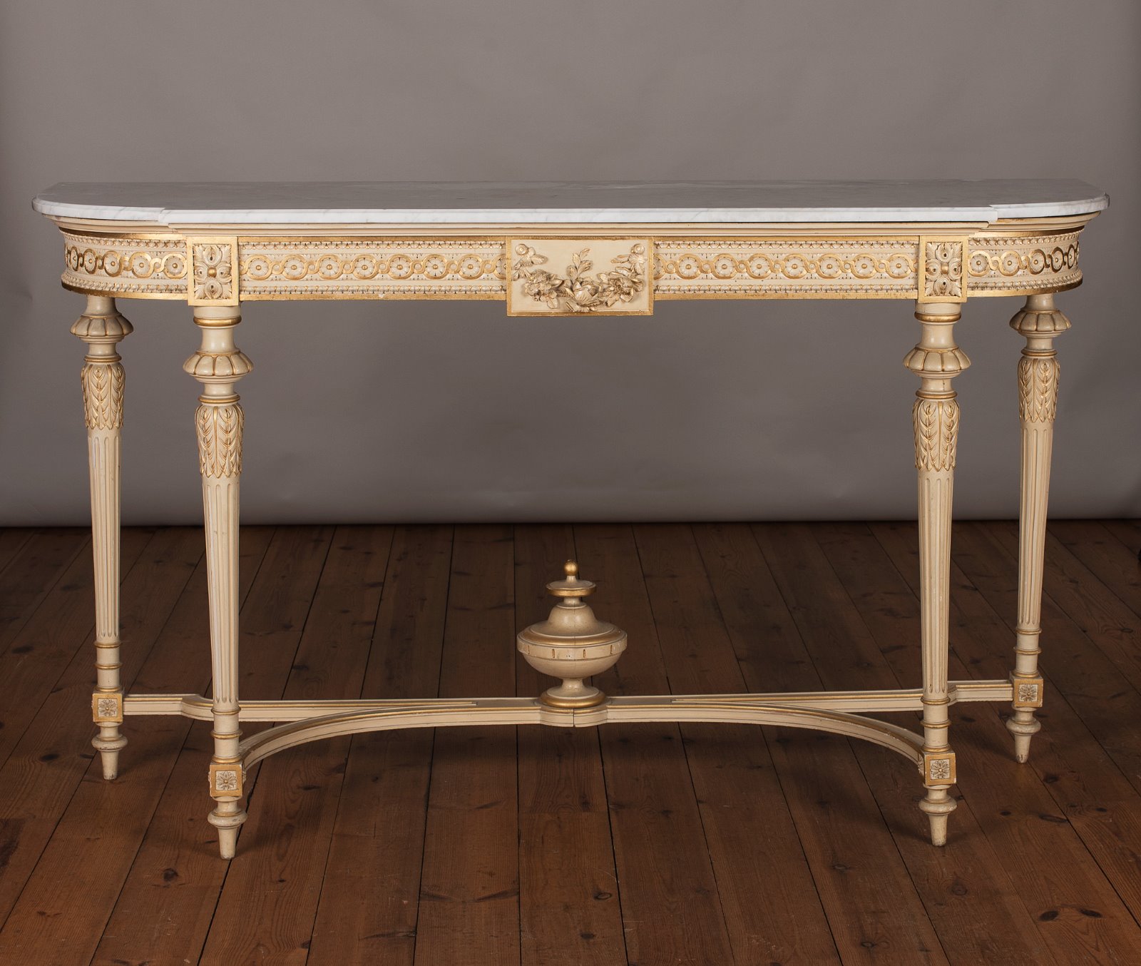 French Painted & Parcel Gilt Console Table c.1920 (1 of 1) French Painted & Parcel Gilt Console Table c.1920 (1 of 1)