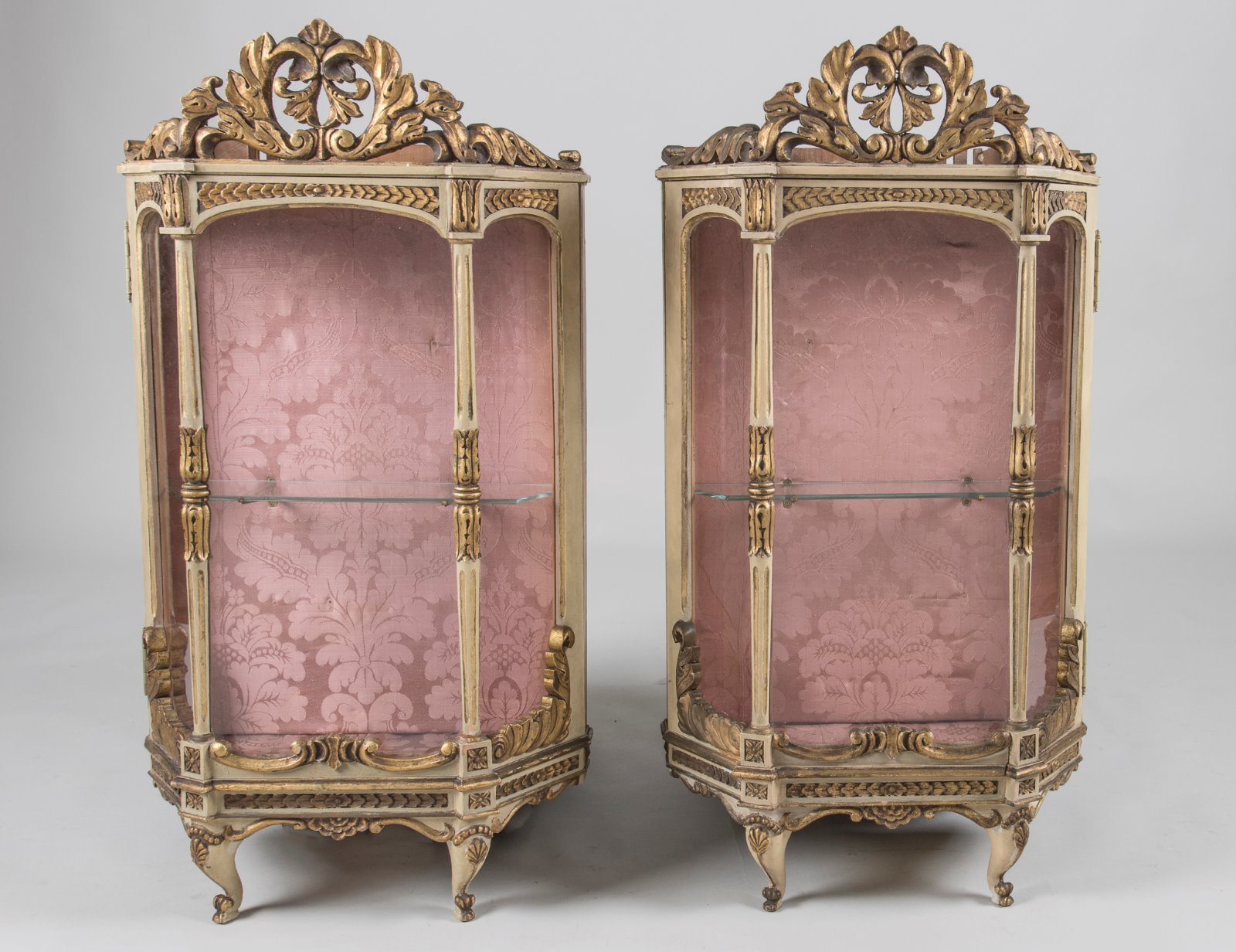 Pair of Wall Mounted French Carved Gilt & Painted Vitrines Cabinets (1 of 1) Pair of Wall Mounted French Carved Gilt & Painted Vitrines Cabinets (1 of 1)