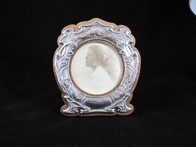 Arts & Crafts Silver Picture Frame (1 of 2)