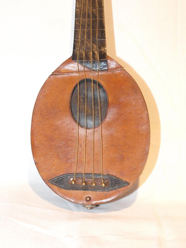 Mandolin-Shaped Leather Etui That Stores Tools / Needlework (1 of 5)