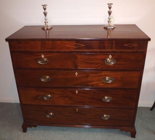 Antique Georgian mahogany chest (1 of 1)