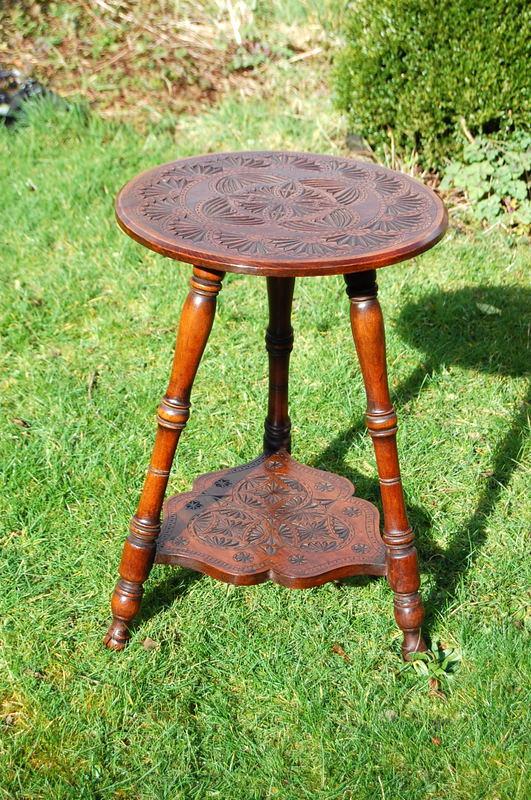 Arts & Crafts Cricket Table (1 of 1)