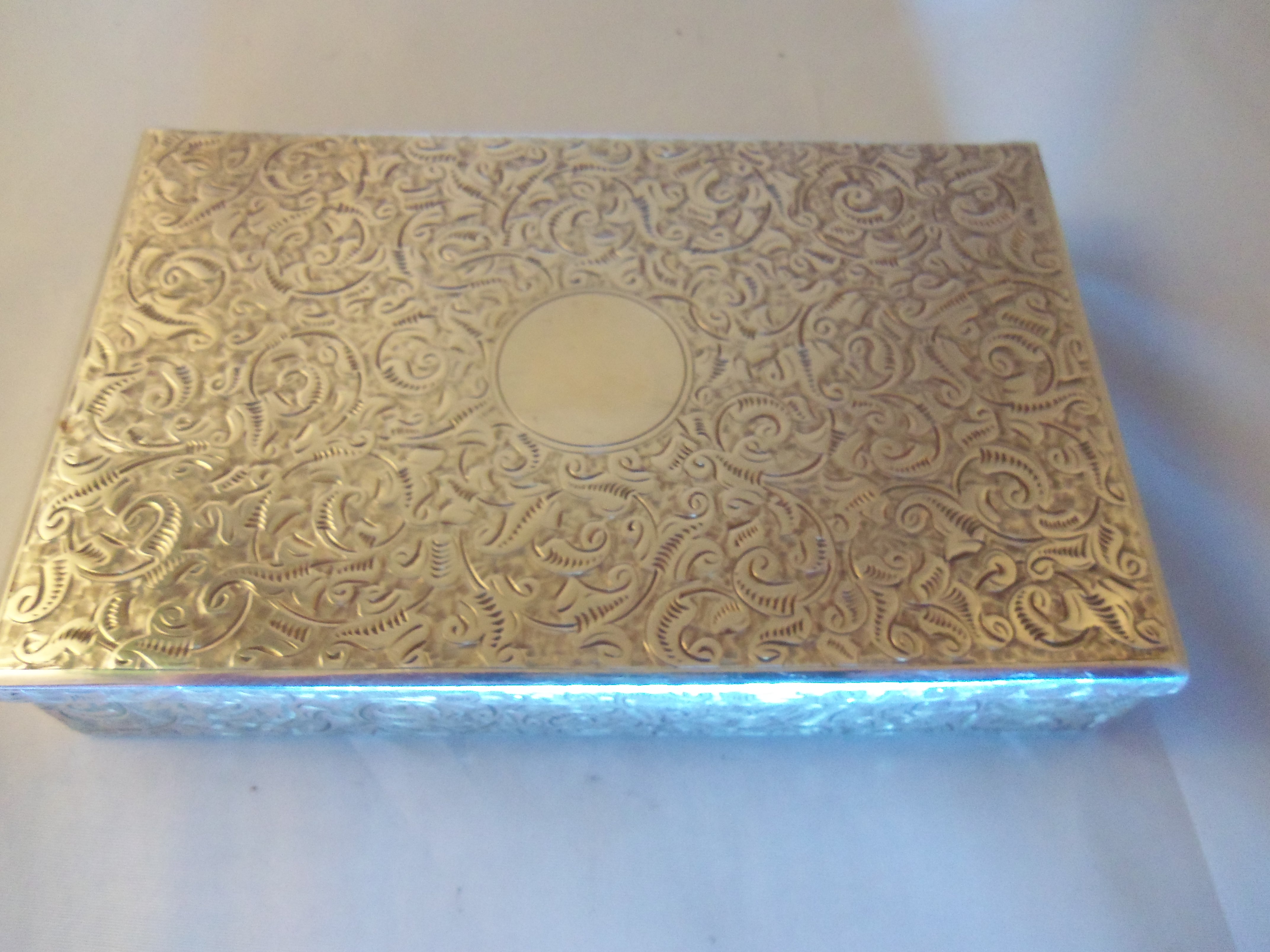 ANTIQUE ENGLISH VICTORIAN SILVER SANDWICH BOX 1888 (1 of 1)