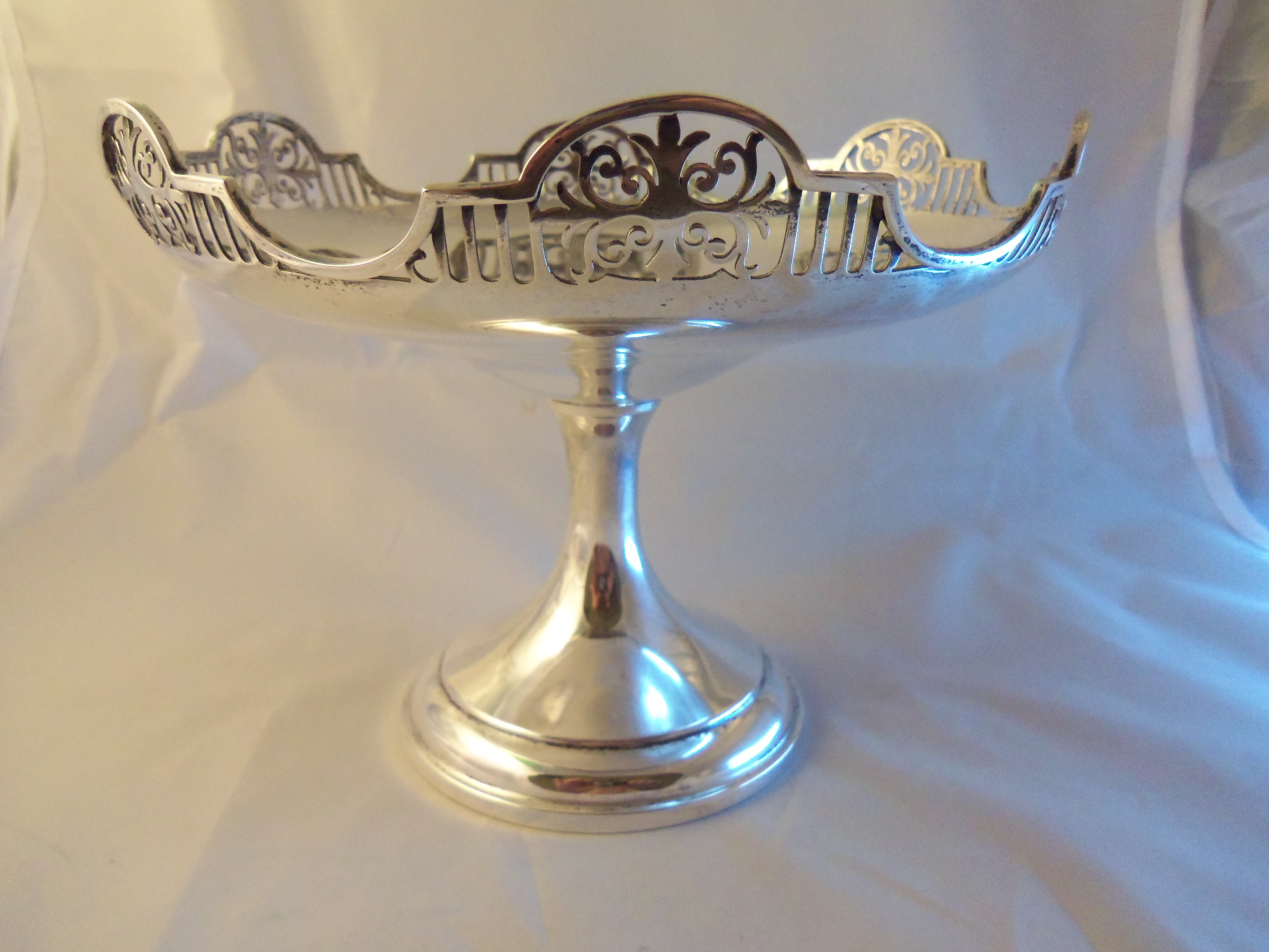 ANTIQUE  SILVER TAZZA/COMPORT 1927 (1 of 1)