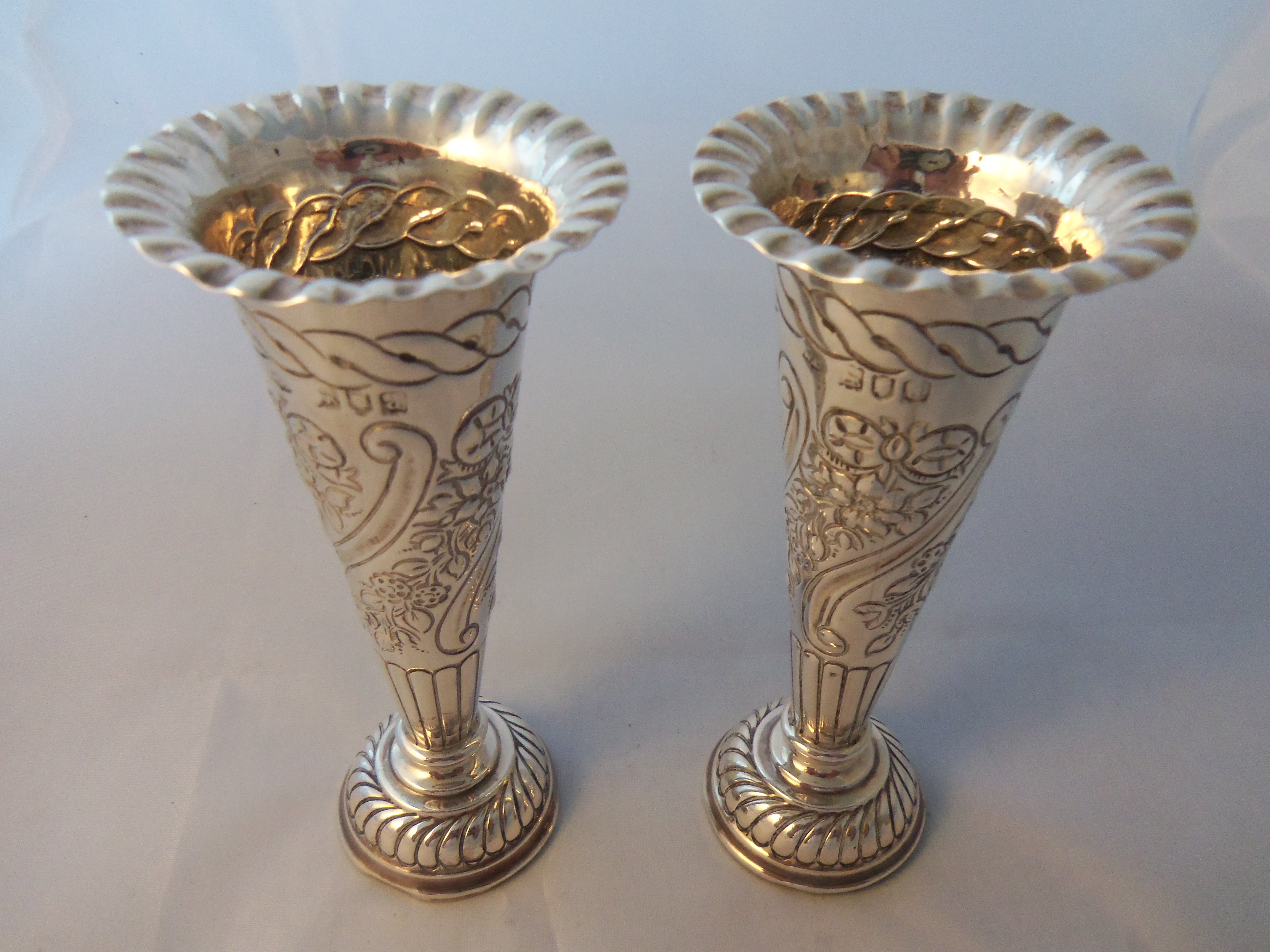 Pair of William Comyns Victorian Silver Vases 1896 (1 of 1)