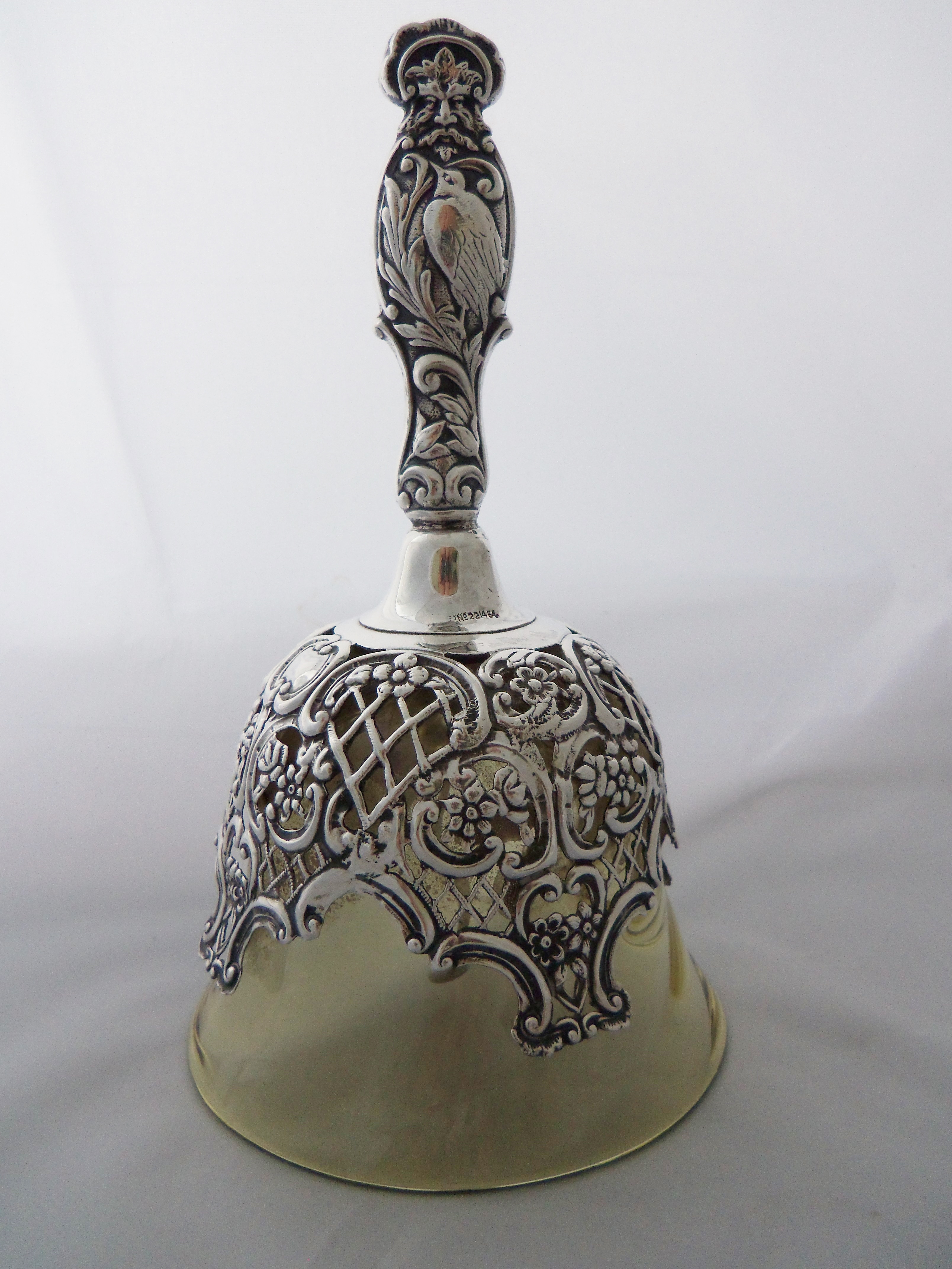 VICTORIAN  SILVER / GLASS TABLE BELL WILLIAM COMYNS 1899 (1 of 1)