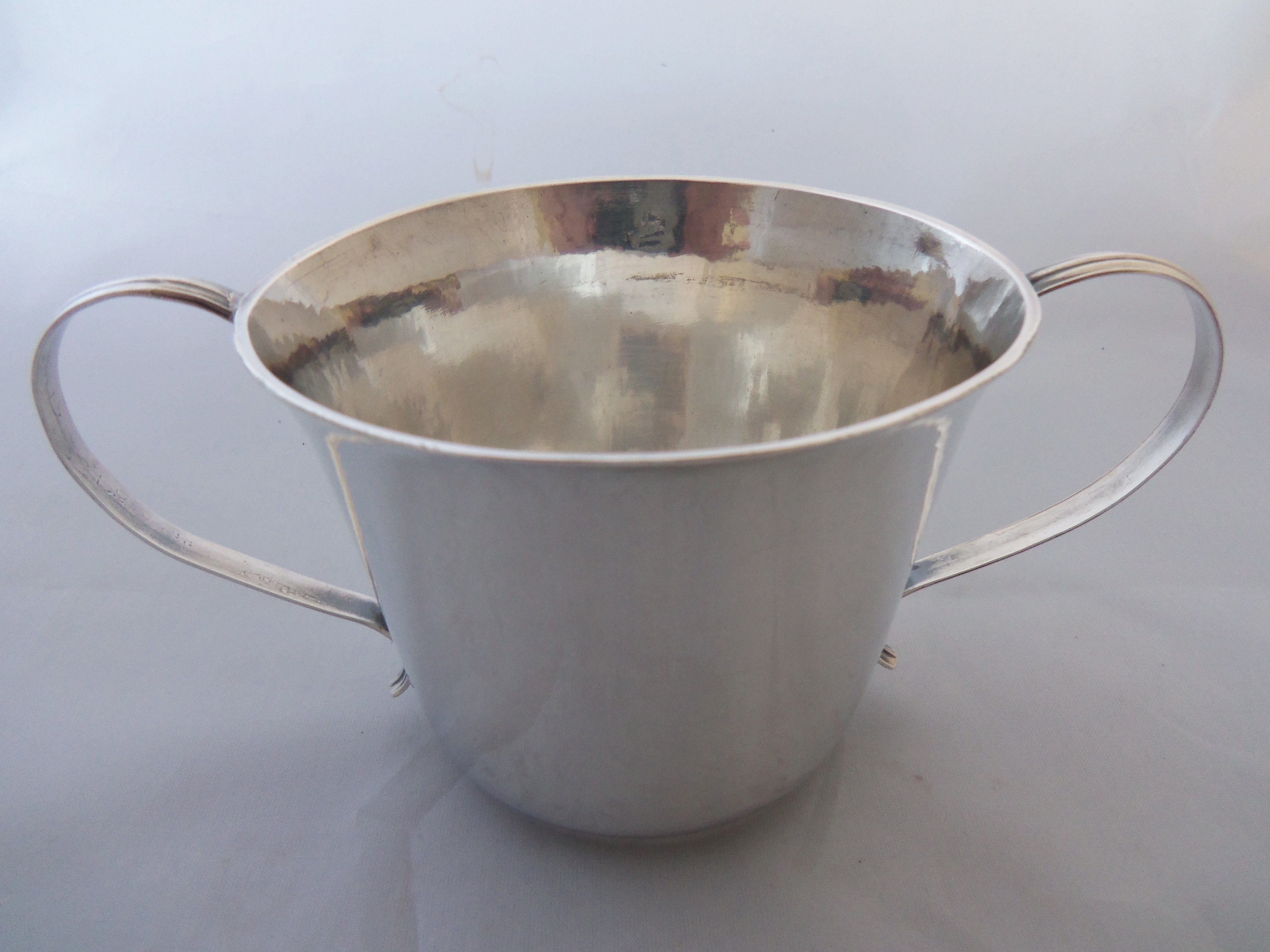 George II Sterling Silver Porringer Newcastle Isaac Cookson 1752 (1 of 1)